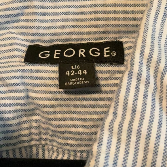 Mens George Size L (42-44) Short Sleeve Button Up Light Blue White Striped Shirt - Picture 2 of 3